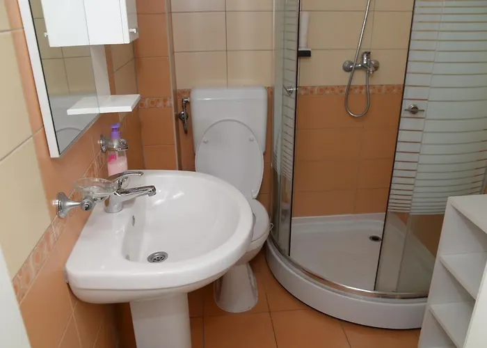 Orhideja 住宿加早餐酒店 *