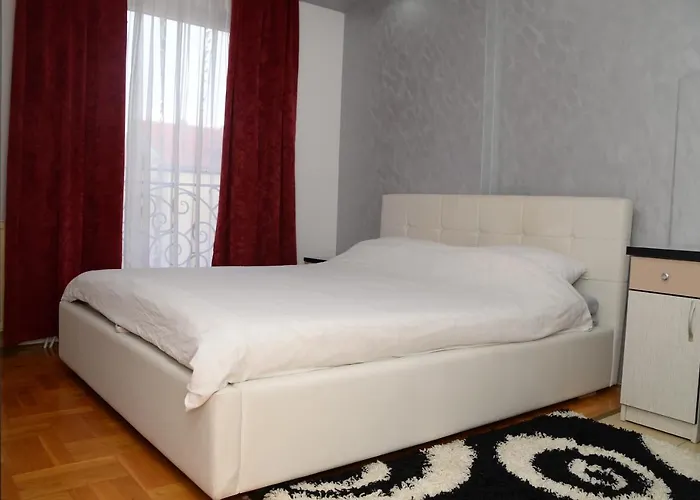 Orhideja 住宿加早餐酒店 *