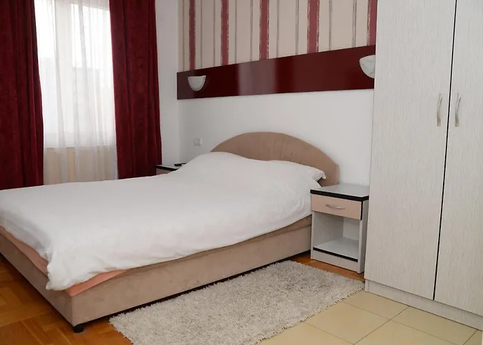 Orhideja * 比耶利纳